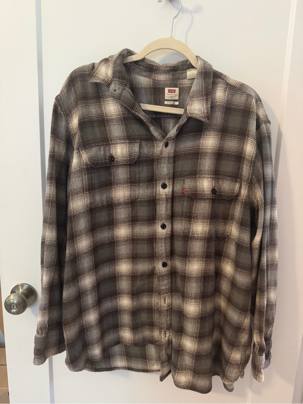 Levi's Men's Brown and Cream Plaid Button-Down Shirt